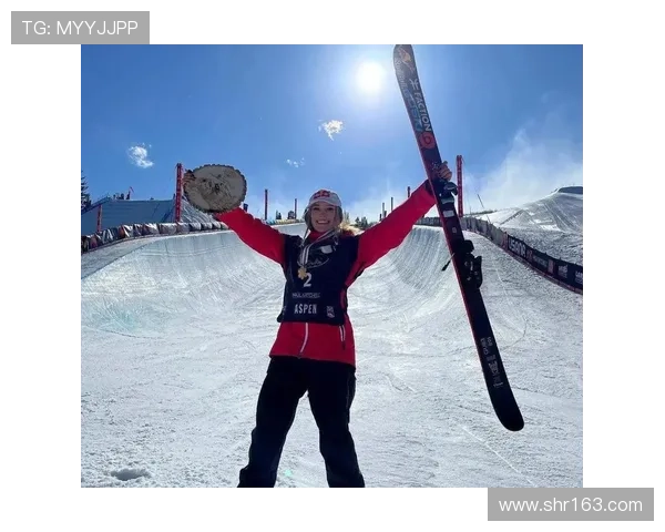 谷爱凌失误后逆袭登顶赛场夺冠